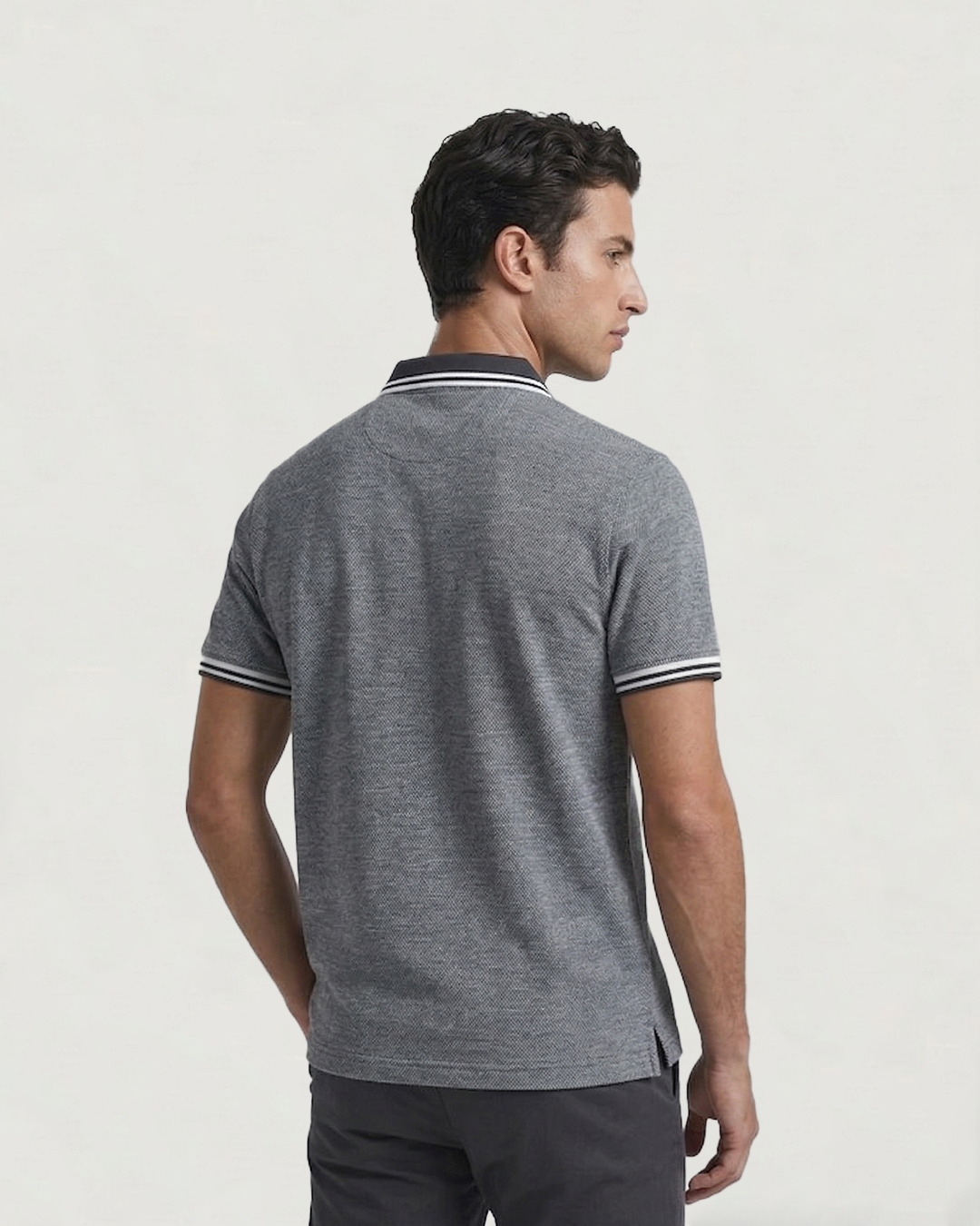 POLO MODA DOBLE RAYA EN CUELLO Y BRAZO
