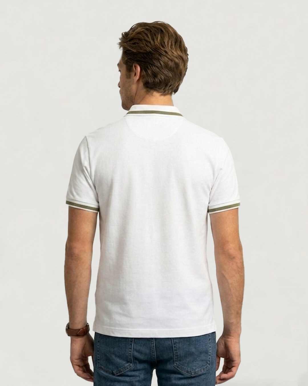 POLO PREMIUM MODA SOLIDA BLANCO CON DETALLE CUELLO Y MANGA LGE